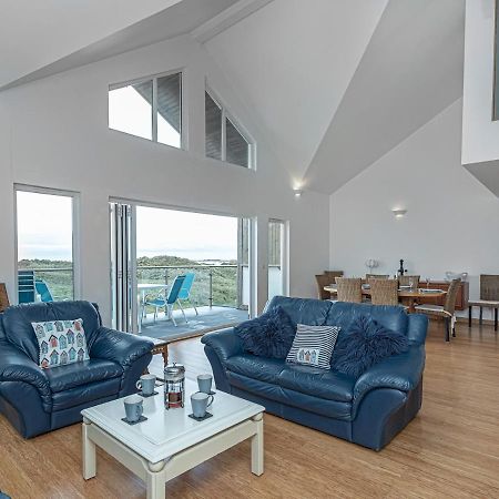 Pass The Keys Celyn Y Mor Stunning Rhosneigr Family Beach House Exterior photo
