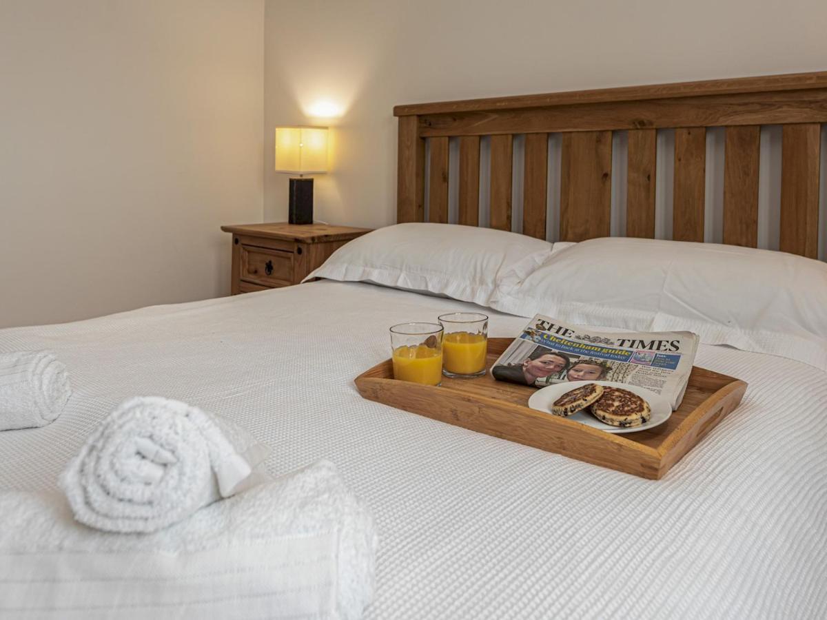 Pass The Keys Celyn Y Mor Stunning Rhosneigr Family Beach House Exterior photo